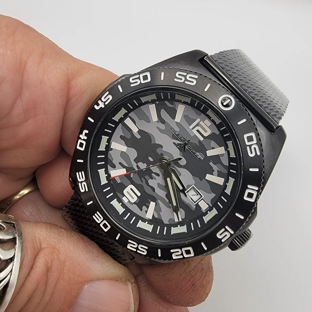 Invicta stylish new